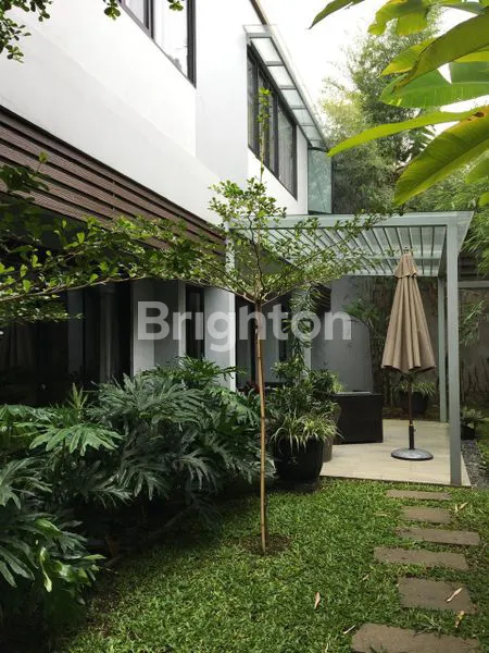 image RUMAH GEGER KALONG DENGAN VIEW INDAH & DESAIN BALI (3)