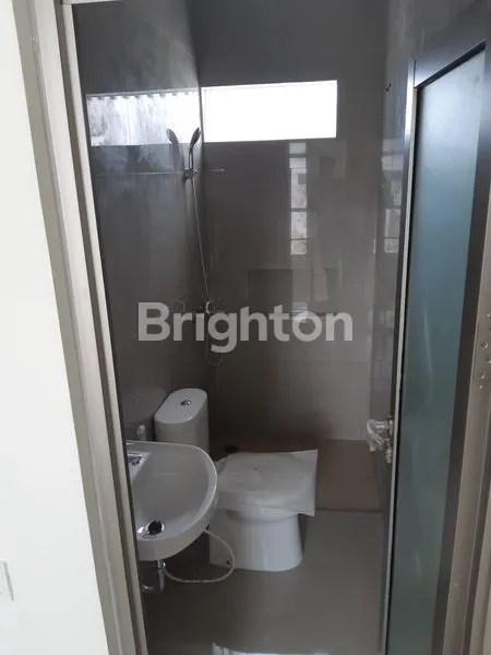 image HUNIAN MODERN DI GREENLAND, 2 LANTAI, SIAP HUNI (4)