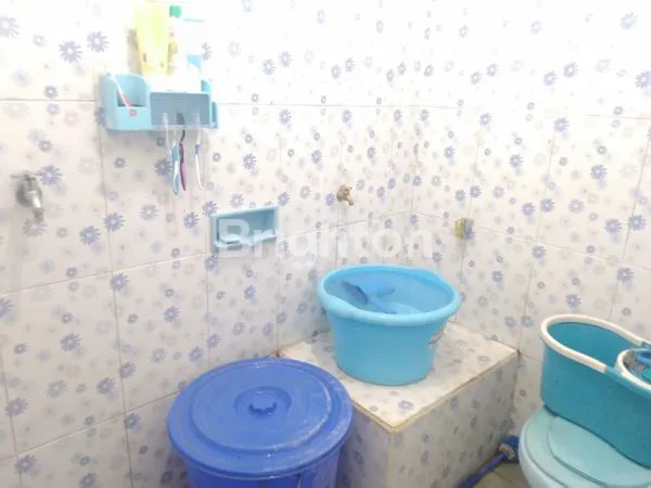 image RUMAH STRATEGIS DI SAWOJAJAR,DEKAT EXIT TOL MADYOPURO,AKSES MUDAH KE KOTA MALANG (3)