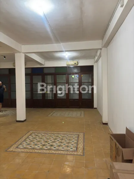 image 2 TOKO GANDENG DENGAN HARGA MURAH DI UBUD (6)