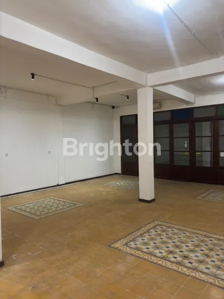 image 2 TOKO GANDENG DENGAN HARGA MURAH DI UBUD (2)