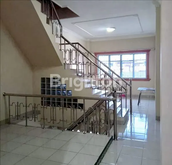 image RUKO SIAP HUNI LEBAR 4,4MTR - INTI KOTA - LETAK STRATEGIS - DAERAH JL THAMRIN - JL SEI KERA - COCOK UNTUK TEMPAT TINGGAL, BUKA USAHA ATAU KOST2AN ( DEKAT BERBAGAI SEKOLAH FAVORIT ) (6)