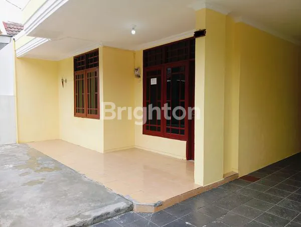 image RUMAH BERSIH DAN BESAR DEKAT TOLL (2)