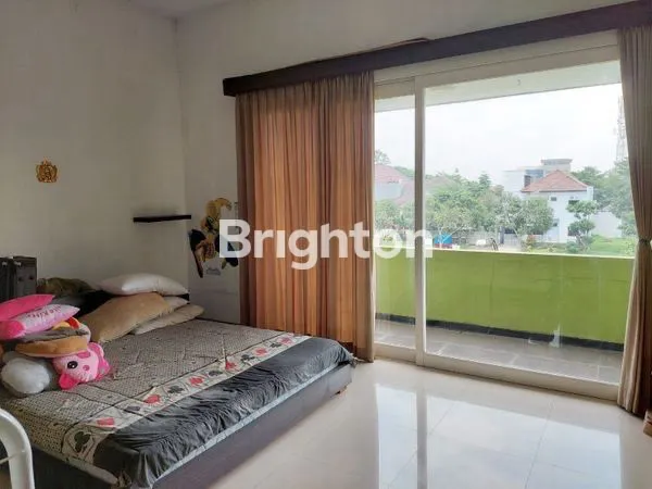 image RUMAH HOOK DI ARAYA (4)