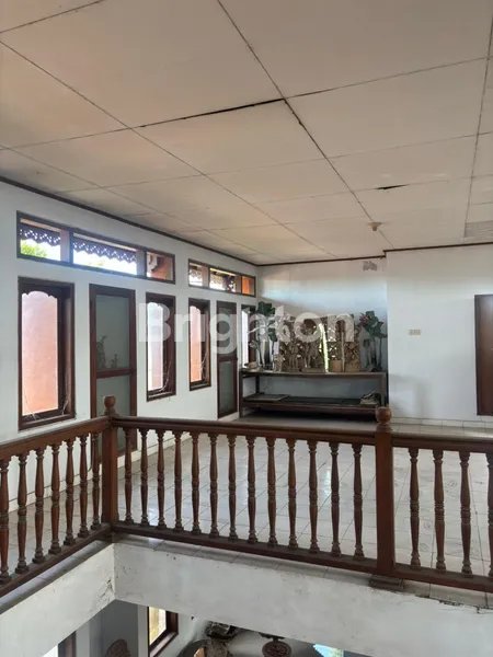 image GEDUNG STYLE BALINESE DENGAN SPACE YANG LUAS (6)