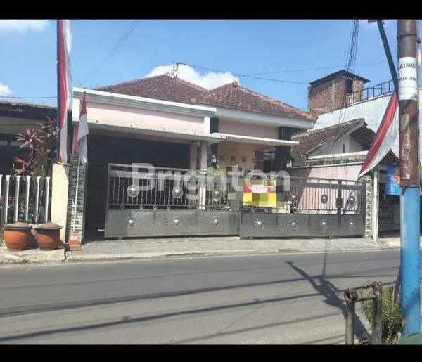 image RUMAH POROS JALAN PELABUHAN TJ PERAK SUKUN MALANG (1)