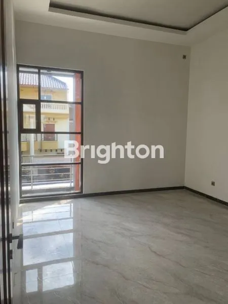 image RUMAH MODERN DI ARAYA (6)