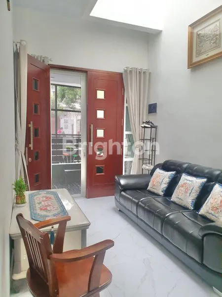 image RUMAH KOST 3 LANTAI ROW 2 MOBIL FULL FURNISHED DI PERUMAHAN DEKAT KEMANGGISAN KEBON JERUK JAKARTA BARAT (4)