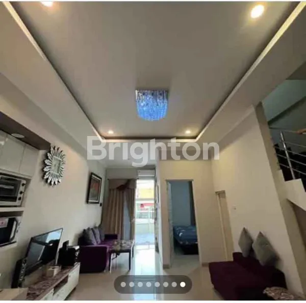 image RUMAH 2 LANTAI BONUS FURNISH DI KUTISARI SURABAYA (3)