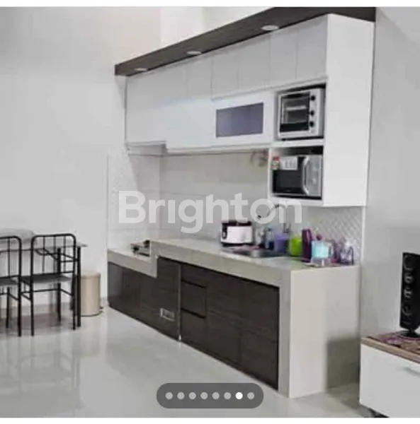 image RUMAH 2 LANTAI BONUS FURNISH DI KUTISARI SURABAYA (4)