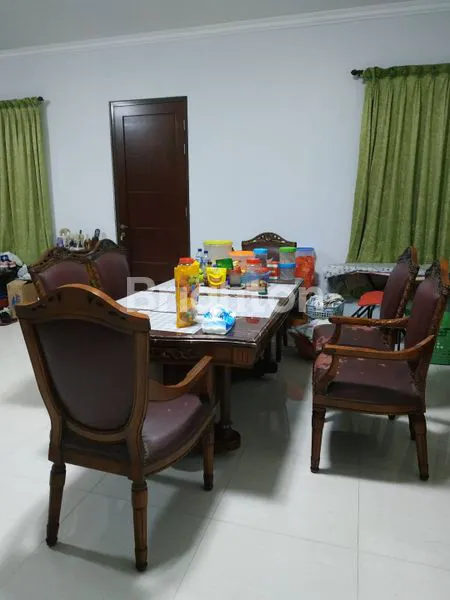 image HUNIAN NYAMAN 2 LANTAI,CARPORT LUAS DI PONDOK JAGUNG (5)