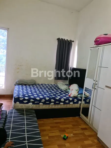 image RUMAH 2 LANTAI DEKAT TOL DI BEKASI (5)