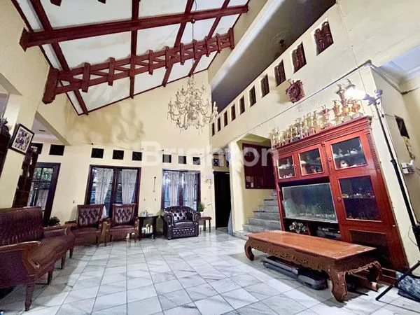 image DIJUAL RUMAH MEWAH TAMAN SARI PERSADA (2)