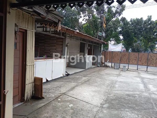 image DISEWAKAN EX RESTO DI LENTENG AGUNG  (5)