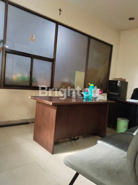 image LAHAN EX BENGKEL MOBIL CEMPAKA PUTIH  (5)