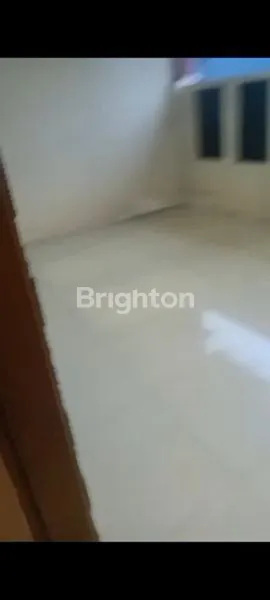 image RUMAH NYAMAN DAN STRATEGIS DI PINANG KOTA TANGERANG (6)