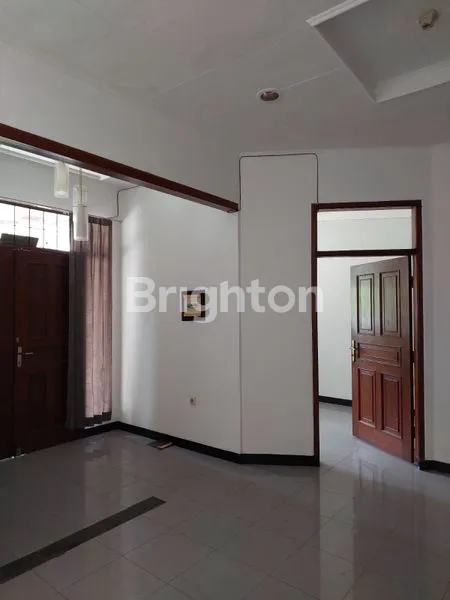 image RUMAH MODERN 5 KT DI ISTANA REGENCY 1, PASTEUR, LOKASI STRATEGIS (5)