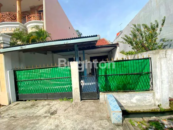 image RUMAH 1 LANTAI 144M² 4KT CARPORT DI KEMAYORAN JAKARTA PUSAT (1)
