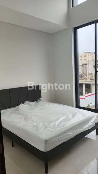 image RUMAH 2.LANTAI KEBAYORAN HARMONI BINTARO TANGERANG SELATAN (3)