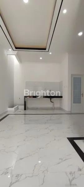 image RUMAH 2 LANTAI SHM DI LIMO DEPOK, HARGA 1,1M (4)