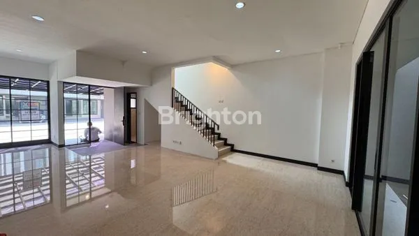 image DIJUAL RUMAH 3 LANTAI HIERA WELTON BSD CITY BRAND NEW (6)