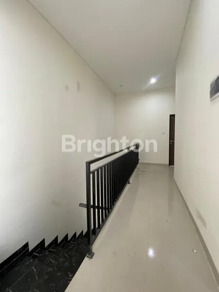 image RUMAH CANTIK TERMURAH AREA RUNGKUT DEKAT MERR, UPN, TOL, PUSAT KULINER (6)