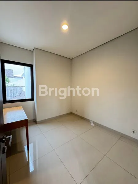 image RUMAH BRAND NEW, SIAP HUNI, MAYFIELD @ GREENWICH PARK, BSD CITY (7)