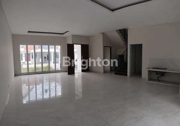 image RUMAH MEWAH ARENGKA (4)