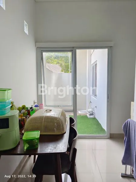 image RUMAH MEWAH 2 LANTAI DI GREN RESIDEN, LT 120M² (6)