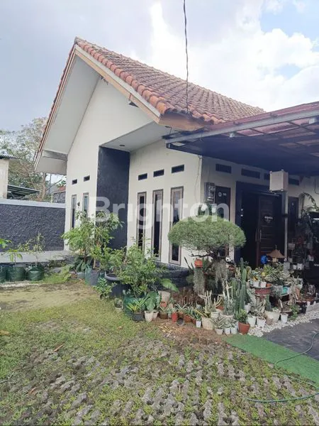 image RUMAH SIAP HUNI, SHM, LT 235M² DI LOKASI NYAMAN (1)
