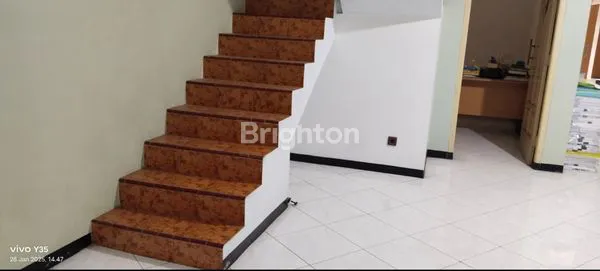 image RUMAH STRATEGIS DI WIYUNG SURABAYA, 5 KAMAR, SIAP HUNI (3)