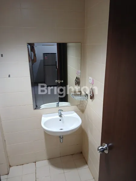 image APARTEMEN SAVERIA 5 LANGKAH DARI THE BREEZE  (3)