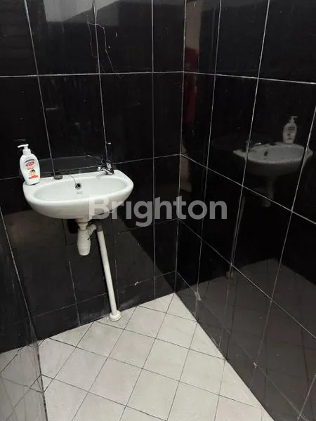 image RUMAH SUDAH RENOVASI TINGGAL MASUK CITRA HARMONI RAYA TROSOBO BRINGIN BENDO (6)