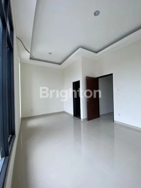 image RUNGKUT MAPAN BARU GRESS DEKAT SUPERINDO & MERR (3)