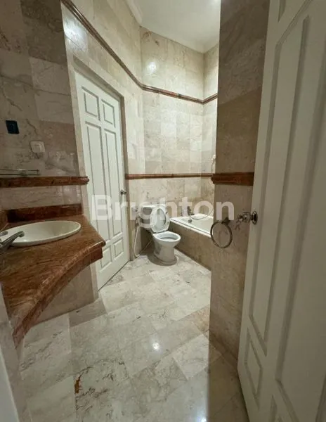 image RUMAH UNIK 2 LANTAI PAKUWON CITY SAN DIEGO  (6)