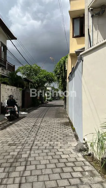 image VILLA MEWAH 3 KT + POOL PRIBADI DI SANUR KAUH (2)