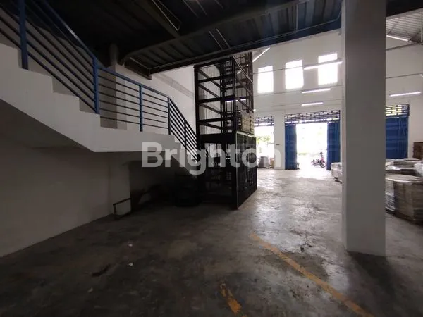 image DISEWAKAN GUDANG KOMERSIL, AKSES JALAN BESAR, SEMINYAK (4)