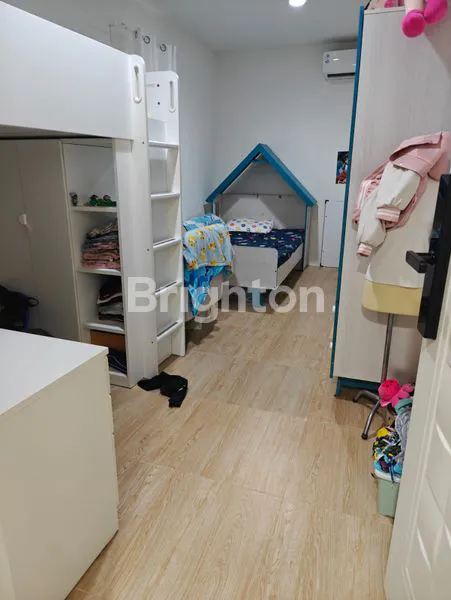 image RUMAH BARU FULL FURNISH INTERIOR SULTAN CUMA 5 MENIT KE LIPPO (7)