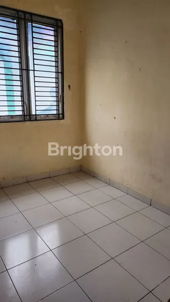 image HUNIAN DI KOMPLEK GOLDEN SUTRISNO (5)