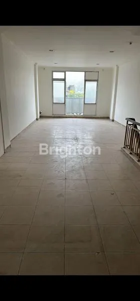 image RUKO GANDENG 3,5 LANTAI DAANMOGOT CENGKARENG JAKARTA BARAT LOKASI STRATEGIS DEKAT PINTU TOL KEBON JERUK (3)