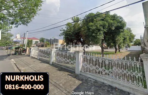 JUAL RUMAH HANYA DIHITUNG TANAH LOKASI SUPER PREMIUM