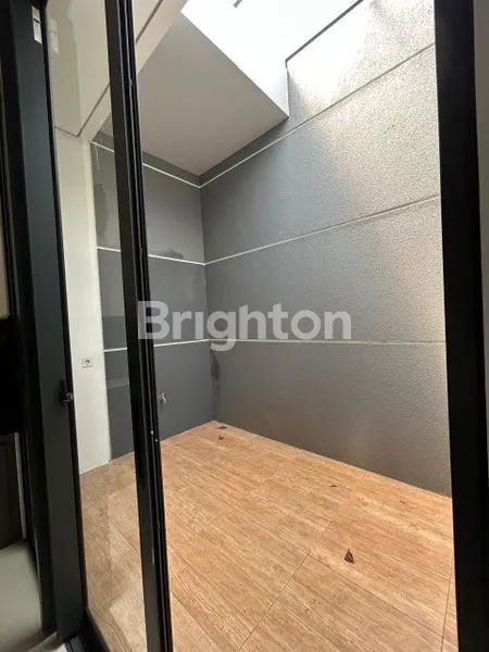 image RUMAH BINTARO TANGERANG SELATAN UNFURNISHED 5X15 (5)