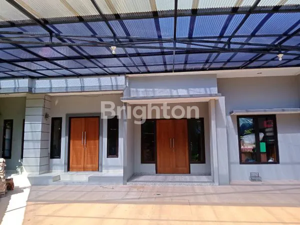 image RUMAH 2 LANTAI SIAP HUNI DI SERPONG PARK — 4+1 KAMAR, GARASI 2 MOBIL, SHM — LOKASI STRATEGIS (2)