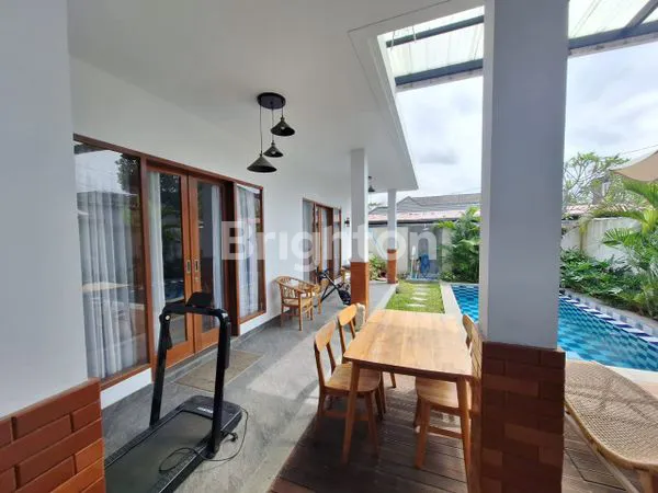 image VILLA NYAMAN 1 LANTAI DI TIBUBENENG – DISEWAKAN! LOKASI STRATEGIS DI JANTUNG KUTA UTARA, DEKAT AREA FAVORIT CANGGU & BERAWA!COCOK UNTUK TINGGAL JANGKA PANJANG, SUASANA TENANG, AKSES MUDAH KE MANA SAJA. (7)
