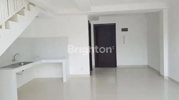 image APARTEMEN LOFT 2 LANTAI TIPE TERLUAS DI JAKARTA BARAT (4)