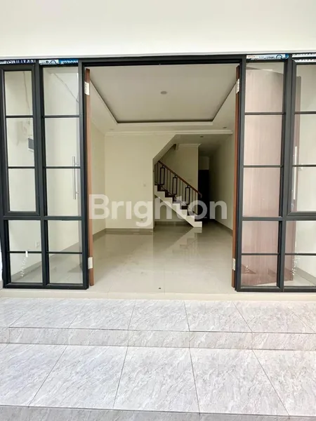 image RUMAH MINIMALIS SETRATEGIS SELANGKAH DARI JL PANJANG (2)