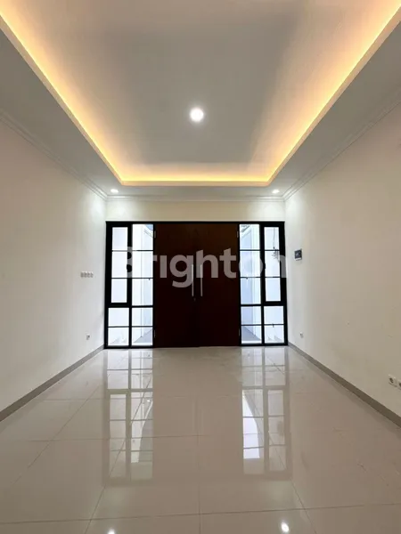 image RUMAH MINIMALIS SETRATEGIS SELANGKAH DARI JL PANJANG (4)