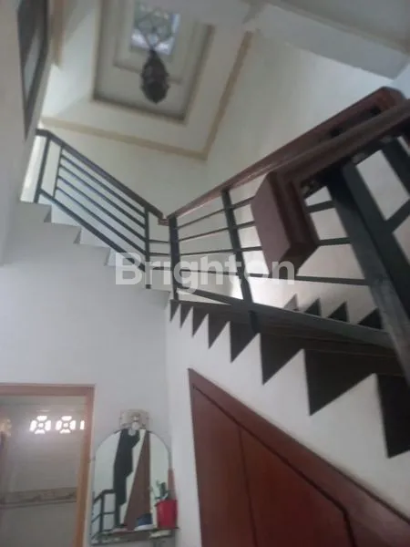 image RUMAH 3 LANTAI DENGAN ROOFTOP DI BOGOR (8)