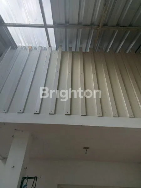 image RUMAH SIAP HUNI, BU,  DI PERUMAHAN GREEN HILL GRESIK, LOKASI STRATEGIS DAN LINGKUNGAN YANG NYAMAN (6)