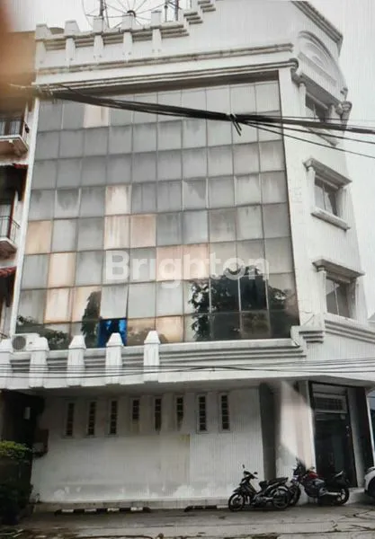 image RUKAN 4 1/2 LANTAI BAGUS SIAP HUNI KREKOT BUNDER PASAR BARU (1)